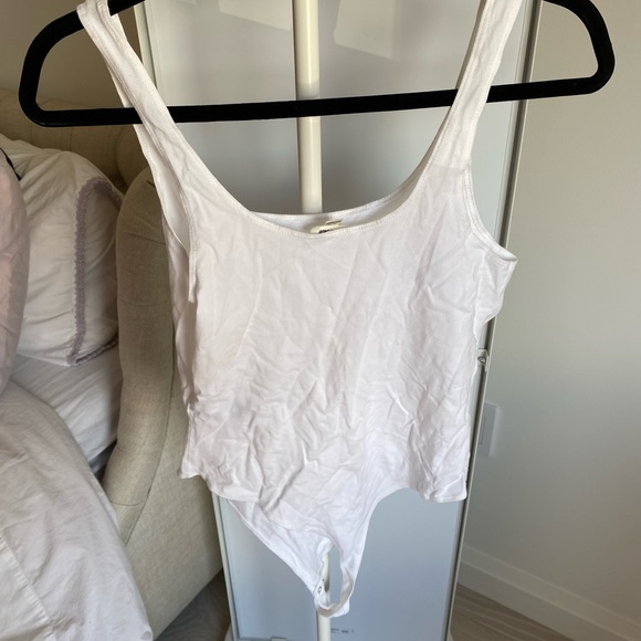 Garage bodysuit - Picture 2 of 2